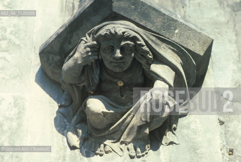 ( REPUBBLICA CECA ) PRAGA : IL PONTE CARLO ( KARLUV MOST ) - © 1986 Graziano Arici/Rosebud2 / GEO / MASCHERONE