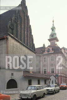 ( REPUBBLICA CECA ) PRAGA : JOSEFOV ( GHETTO EBRAICO )  - STARONOVA SKOLA ( SINAGOGA VECCHIO-NUOVA ) E MUNICIPIO EBRAICO - © 1986 Graziano Arici/Rosebud2 / GEO / EBREI