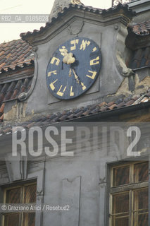 ( REPUBBLICA CECA ) PRAGA : JOSEFOV ( GHETTO EBRAICO )  - LOROLOGIO DEL MUNICIPIO EBRAICO  - © 1986 Graziano Arici/Rosebud2 / GEO / EBREI