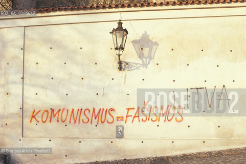 ( REPUBBLICA CECA ) PRAGA : IL CASTELLO ( HRADCANY )  - © 1986 Graziano Arici/Rosebud2 / GEO / UNA SCRITTA