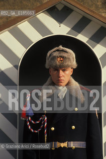 ( REPUBBLICA CECA ) PRAGA : IL CASTELLO ( HRADCANY) - © 1986 Graziano Arici/Rosebud2 / GEO / SOLDATO