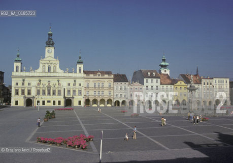 ( REPUBBLICA CECA ) - BOEMIA -  CESKE  BUDEJOVICE : NAMESTI JANA ZISKY ( LA PIAZZA )  - © 1986 Graziano Arici/Rosebud2 / GEO