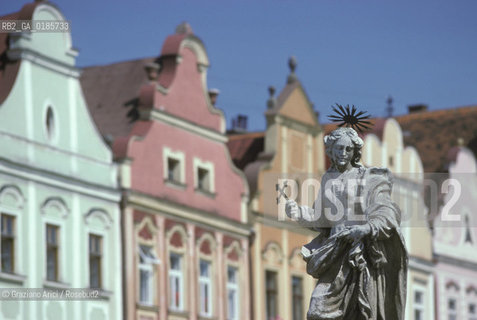 ( REPUBBLICA CECA ) -  MORAVIA  -  TELC : NAMESTI MIRU  (LA PIAZZA )  - © 1986 Graziano Arici/Rosebud2 / GEO