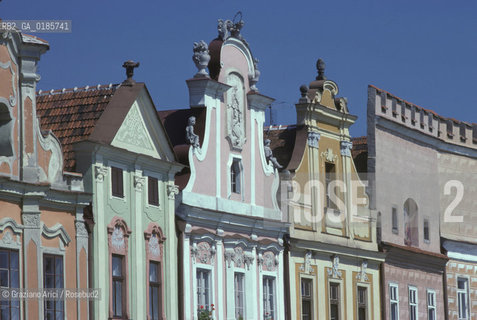 ( REPUBBLICA CECA ) -  MORAVIA  -  TELC : NAMESTI MIRU  (LA PIAZZA )  - © 1986 Graziano Arici/Rosebud2 / GEO