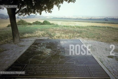 ( REPUBBLICA CECA ) -  MORAVIA  -  BRNO -  PIANA DI AUSTERLITZ COLLINA DI ZURAN   - © 1986 Graziano Arici/Rosebud2 / GEO / NAPOLEONE / BATTAGLIA
