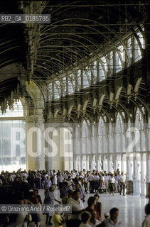 ( REPUBBLICA CECA ) -  BOEMIA  -  MARIANSKE LAZNE  ( MARIENBAD ) -  PADIGLIONE GORKIJ   - © 1986 Graziano Arici/Rosebud2 / GEO / TERME / ACQUA / ARCHITETTURA IN FERRO