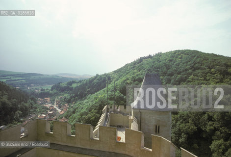 ( REPUBBLICA CECA ) -  BOEMIA  -  IL CASTELLO DO KARLSTEJN   - © 1986 Graziano Arici/Rosebud2 / GEO