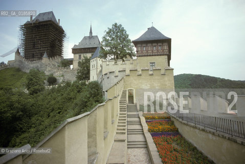 ( REPUBBLICA CECA ) -  BOEMIA  -  IL CASTELLO DO KARLSTEJN   - © 1986 Graziano Arici/Rosebud2 / GEO