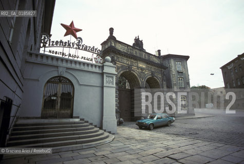 ( REPUBBLICA CECA ) -  BOEMIA  -  PILZEN : FABBRICA DELLA BIRRA  - © 1986 Graziano Arici/Rosebud2 / GEO