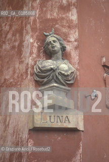 ( REPUBBLICA CECA ) PRAGA :  QUARTIERE DI MALA STRANA - STEMMA  - © 1986 Graziano Arici/Rosebud2 / GEO