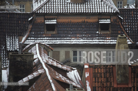 ( REPUBBLICA CECA ) PRAGA : IL QUARTIERE DI MALA STRANA  TETTO - © 1986 Graziano Arici/Rosebud2 / GEO