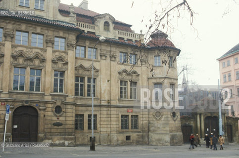 ( REPUBBLICA CECA ) PRAGA : STARE MESTO -   CASA FAUST    - © 1986 Graziano Arici/Rosebud2 / GEO / ALCHIMIA