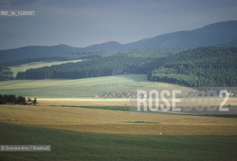 ( REPUBBLICA SLOVACCA  ) -  SLOVACCHIA  - PANORAMA  - © 1986 Graziano Arici/Rosebud2 / GEO