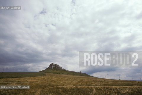 ( REPUBBLICA SLOVACCA  ) -  SLOVACCHIA  - IL CASTELLO  SPISSKY HRAD  - © 1986 Graziano Arici/Rosebud2 / GEO