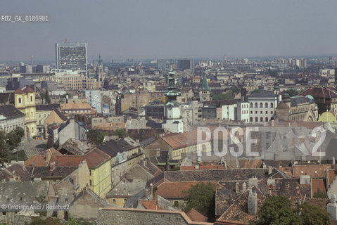 ( REPUBBLICA SLOVACCA  ) -  SLOVACCHIA  - BRATISLAVA : PANORAMA  - © 1986 Graziano Arici/Rosebud2 / GEO