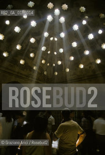 ( SPAGNA  ) ANDALUSIA  GRANADA  : QUARTIERE DELLALBAICIN BAGNO ARABO   © 1990 Graziano Arici/Rosebud2 / GEO / ARCHITETTURA ARABO ANDALUSA