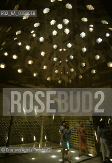 ( SPAGNA  ) ANDALUSIA  GRANADA  : QUARTIERE DELLALBAICIN BAGNO ARABO   © 1990 Graziano Arici/Rosebud2 / GEO / ARCHITETTURA ARABO ANDALUSA