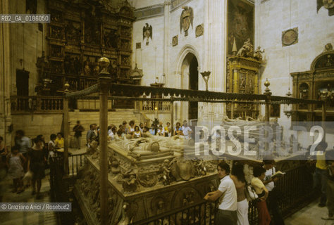 ( SPAGNA  ) ANDALUSIA  GRANADA  : CAPILLA REAL TOMBA DI ISABELLA DI CASTIGLIA E FERDINANDO DARAGONA   © 1980 Graziano Arici/Rosebud2 / GEO