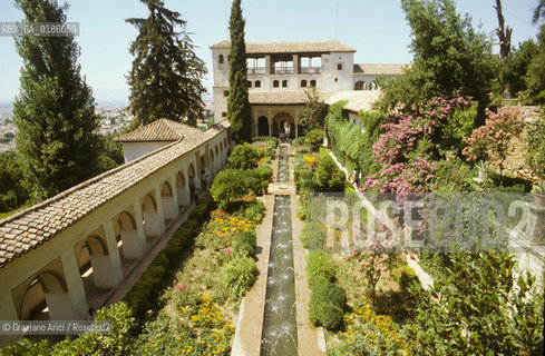 ( SPAGNA  ) ANDALUSIA  GRANADA  : IL PALAZZO DELLALHAMBRA I GIARDINI DEL GENERALIFE    © 1980 Graziano Arici/Rosebud2 / GEO / ARCHITETTURA ARABO ANDALUSA