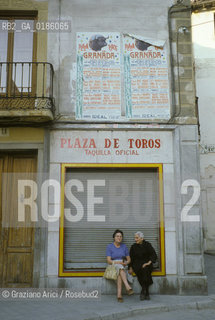 ( SPAGNA  ) ANDALUSIA  GRANADA  : STRADA   © 1980 Graziano Arici/Rosebud2 / GEO / CORRIDA