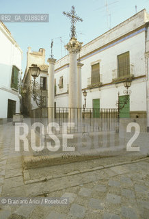 ( SPAGNA  ) ANDALUSIA  SIVIGLIA  : QUARTIERE DI SANTA CRUZ    © 1980 Graziano Arici/Rosebud2 / GEO