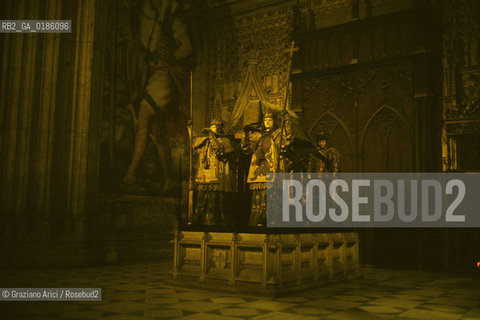 ( SPAGNA  ) ANDALUSIA  SIVIGLIA  : LA CATTEDRALE TOMBA DI CRISTOFORO COLOMBO   © 1980 Graziano Arici/Rosebud2 / GEO