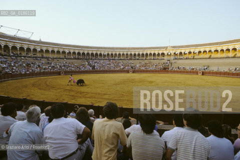( SPAGNA  ) ANDALUSIA  SIVIGLIA  : ARENA LA CORRIDA   © 1980 Graziano Arici/Rosebud2 / GEO