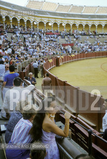 ( SPAGNA  ) ANDALUSIA  SIVIGLIA  : ARENA LA CORRIDA   © 1980 Graziano Arici/Rosebud2 / GEO