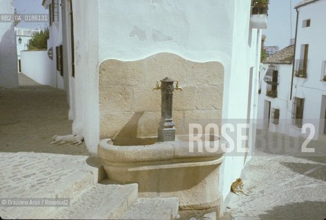 ( SPAGNA  ) ANDALUSIA  RONDA  :  STRADA   © 1980 Graziano Arici/Rosebud2 / GEO