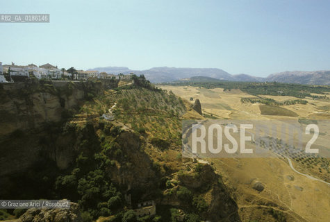 ( SPAGNA  ) ANDALUSIA  RONDA  : IL TAJO   © 1980 Graziano Arici/Rosebud2 / GEO