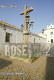 ( SPAGNA  ) ANDALUSIA  CORDOVA ( CORDOBA )  :  PLAZA DE LOS DOLORES   © 1980 Graziano Arici/Rosebud2 / GEO