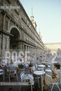 ( SPAGNA  ) CASTIGLIA MADRID  PLAZA MAYOR  © 1980 Graziano Arici/Rosebud2 / GEO