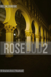 ( SPAGNA  ) CASTIGLIA TOLEDO  :  JUDERIA SINAGOGA SANTA MARIA LA BLANCA   © 1980 Graziano Arici/Rosebud2 / GEO EBREI