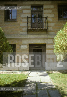 ( SPAGNA  ) CASTIGLIA ALCALA DE HENARES : CASA DOVE NACQUE CERVANTES  © 1980 Graziano Arici/Rosebud2 / GEO  LETTERATURA