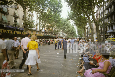 ( SPAGNA  ) CATALOGNA BARCELLONA : LE RAMBLAS   © 1990 Graziano Arici/Rosebud2 / GEO