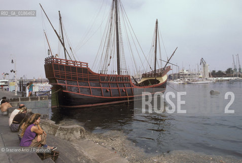 ( SPAGNA  ) CATALOGNA BARCELLONA : UNA CARAVELLA NEL PORTO   © 1990 Graziano Arici/Rosebud2 / GEO