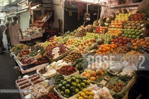 ( SPAGNA  ) CATALOGNA BARCELLONA : MERCATO   © 1990 Graziano Arici/Rosebud2 / GEO