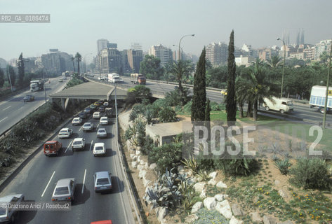 ( SPAGNA  ) CATALOGNA BARCELLONA : LA CITTA MODERNA  © 1990 Graziano Arici/Rosebud2 / GEO