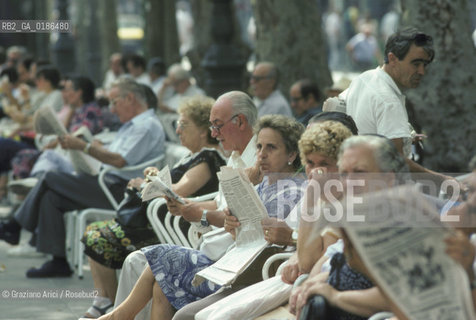 ( SPAGNA  ) CATALOGNA BARCELLONA : LE RAMBLAS   © 1990 Graziano Arici/Rosebud2 / GEO