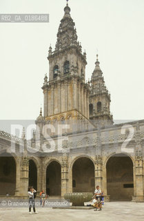 ( SPAGNA  ) GALIZIA SANTIAGO DE COMPOSTELA : LA CATTEDRALE IL CHIOSTRO   © 2000 Graziano Arici/Rosebud2 / GEO