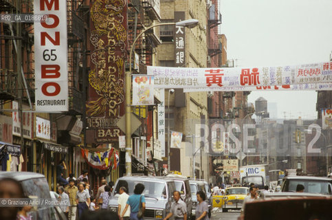 ( STATI UNITI DAMERICA - USA  ) NEW YORK CITY : CHINATOWN  - © 1986 Graziano Arici/Rosebud2 / GEO