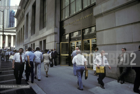 ( STATI UNITI DAMERICA - USA  ) NEW YORK CITY : WALL STREET  - © 1986 Graziano Arici/Rosebud2 / GEO / QUARTIERE DEGLI AFFARI