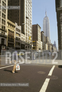 ( STATI UNITI DAMERICA - USA  ) NEW YORK CITY : IL GRATTACIELO EMPIRE STATE BUILDING  - © 1986 Graziano Arici/Rosebud2 / GEO