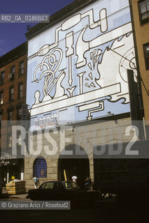 ( STATI UNITI DAMERICA - USA  ) NEW YORK CITY :  GRAFFITI A SOHO  - © 1986 Graziano Arici/Rosebud2 / GEO / INSEGNA