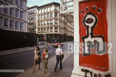 ( STATI UNITI DAMERICA - USA  ) NEW YORK CITY :  GRAFFITI A SOHO  - © 1986 Graziano Arici/Rosebud2 / GEO