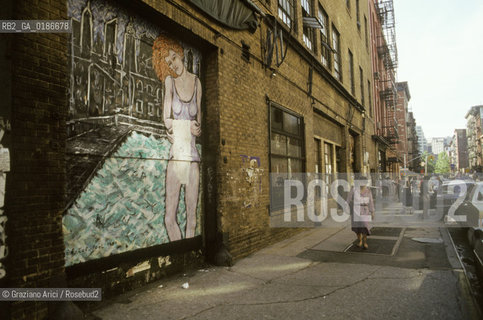 ( STATI UNITI DAMERICA - USA  ) NEW YORK CITY :  GRAFFITI A SOHO  - © 1986 Graziano Arici/Rosebud2 / GEO