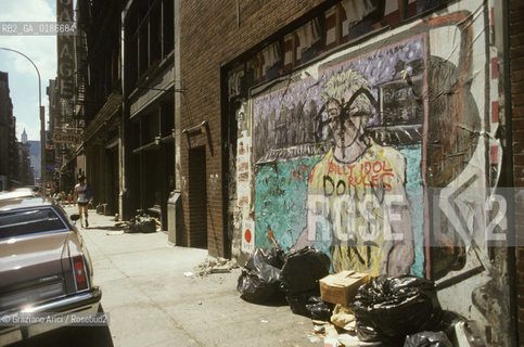 ( STATI UNITI DAMERICA - USA  ) NEW YORK CITY :  GRAFFITI A SOHO  - © 1986 Graziano Arici/Rosebud2 / GEO
