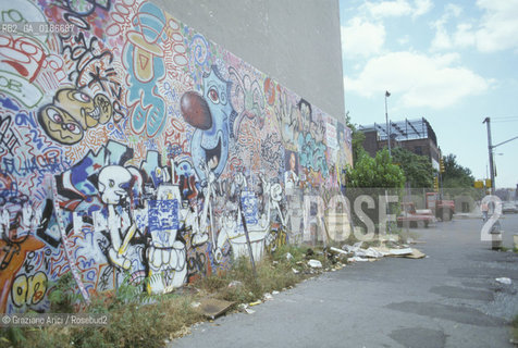 ( STATI UNITI DAMERICA - USA  ) NEW YORK CITY :  GRAFFITI A SOHO  - © 1986 Graziano Arici/Rosebud2 / GEO