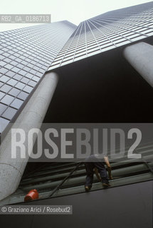 ( STATI UNITI DAMERICA - USA  ) NEW YORK CITY :  GRATTACIELO PULIVETRI - © 1986 Graziano Arici/Rosebud2 / GEO
