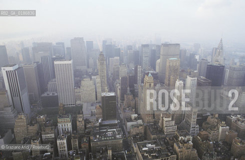 ( STATI UNITI DAMERICA - USA  ) NEW YORK CITY : LA CITTA VISTA DA UN GRATTACIELO   - © 1986 Graziano Arici/Rosebud2 / GEO
